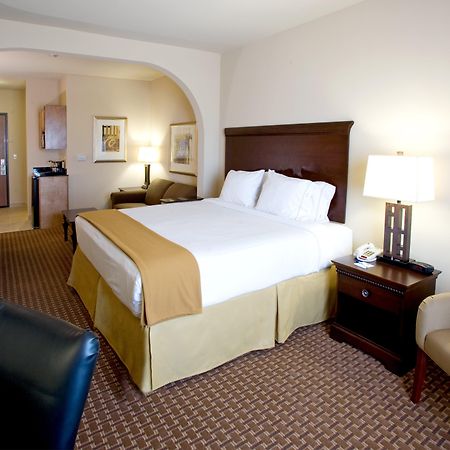 Holiday Inn Express Hotel And Suites Kingsville By Ihg Bilik gambar