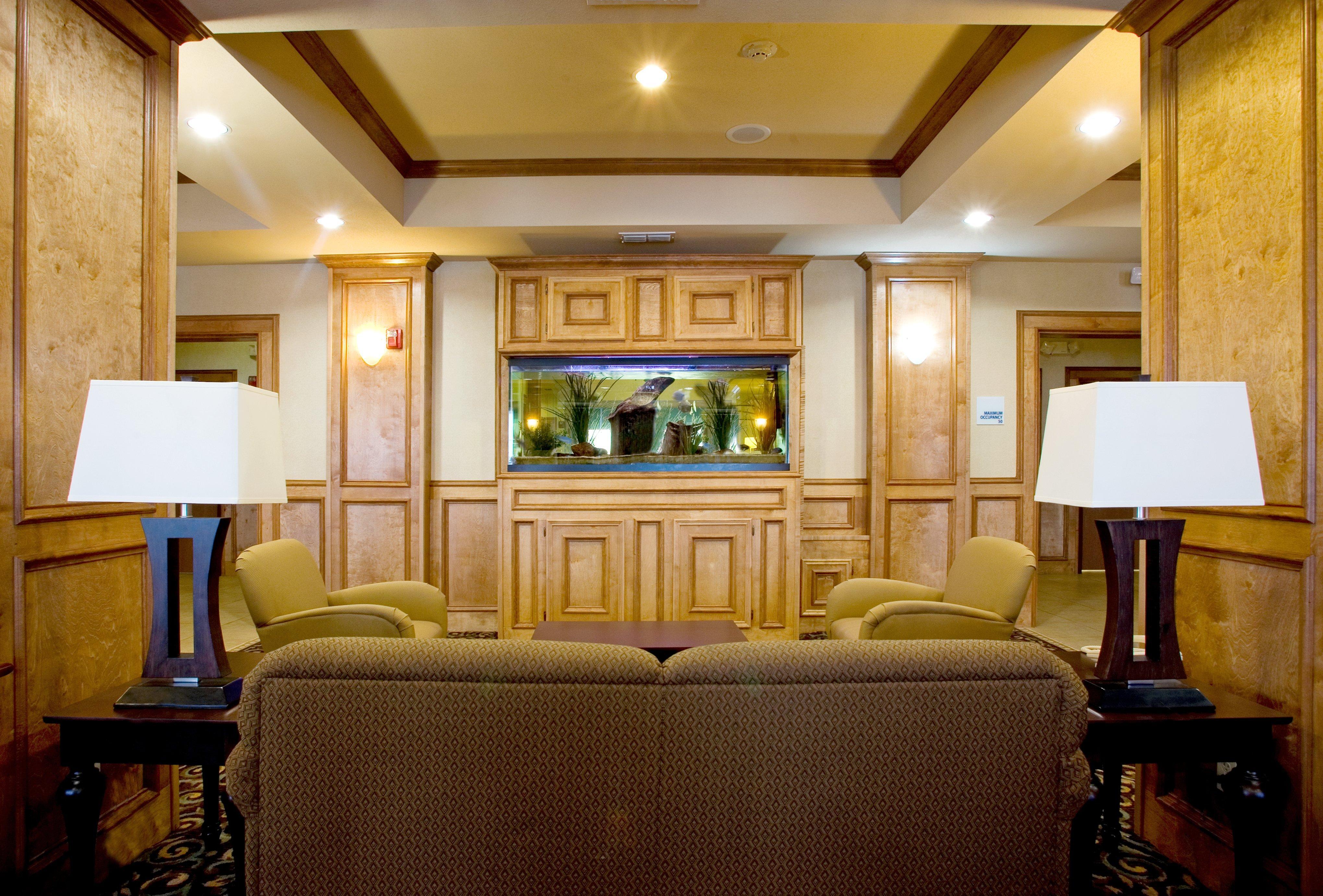 Holiday Inn Express Hotel And Suites Kingsville By Ihg Dalaman gambar
