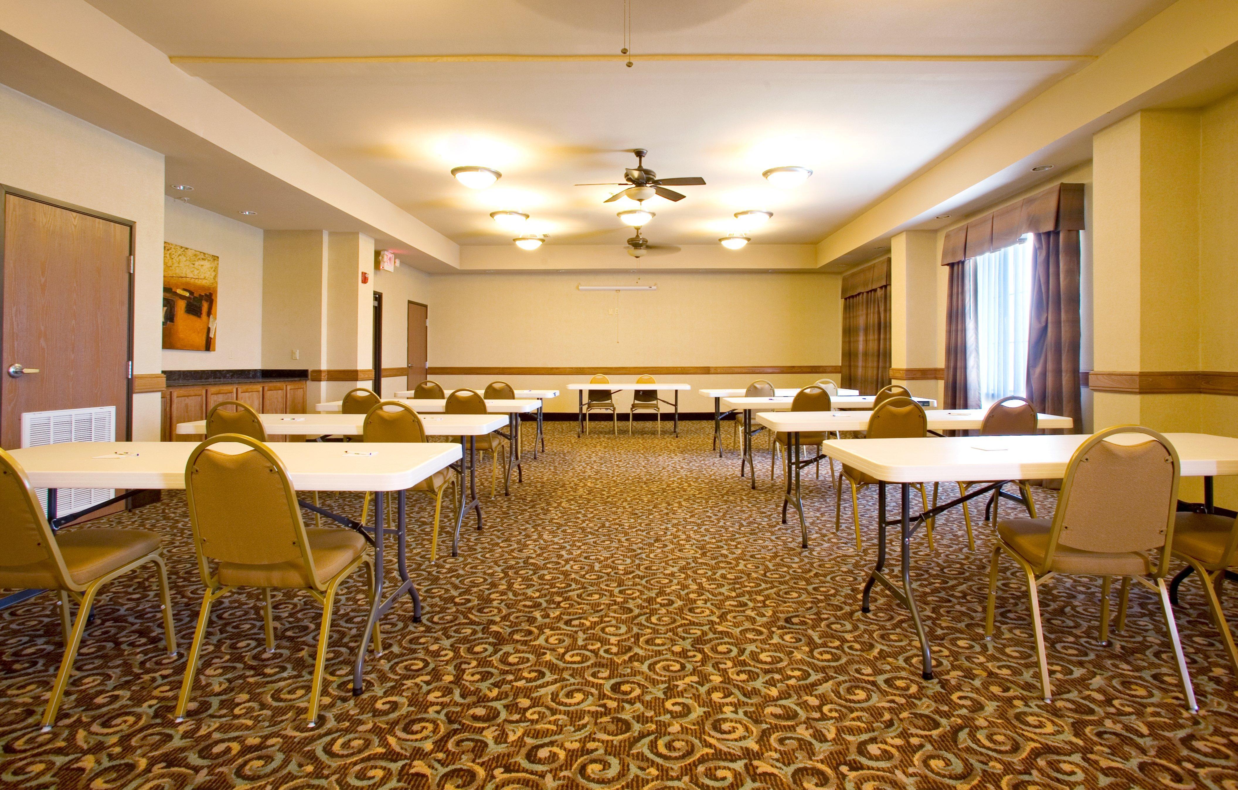 Holiday Inn Express Hotel And Suites Kingsville By Ihg Kemudahan gambar
